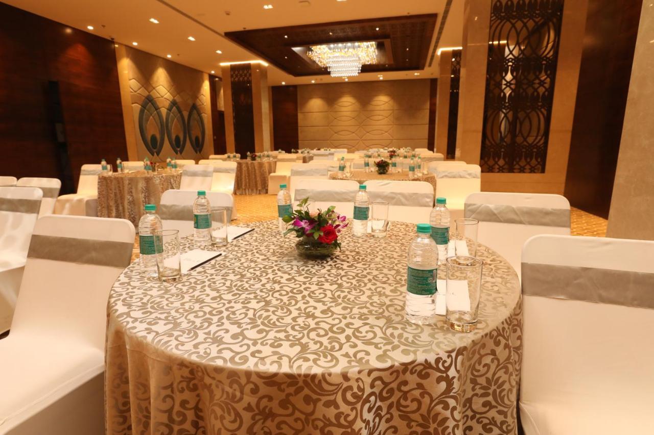 Hotel Regenta Udaipur, Court Circle 4*